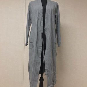 GILLIGAN & OMALLEY BATH ROBE SIZE M / L